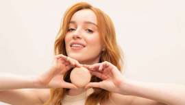 La actriz se convierte así en la primera embajadora por el planeta de la marca natural del cabello weDo/ Professional 