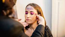 La maquilladora profesional Cristina Lobato nos detalla en qué consiste  este nuevo efecto makeup, el cual ella misma ofrece en su Beauty Corner para eventos