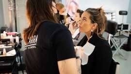 Un año más, la alfombra roja de los Premios Gaudí se llena de belleza con Cazcarra Image Group, responsable del maquillaje de las estrellas del cine catalán en esta gala