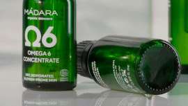 Mádara, cosmética nórdica centrada en la naturaleza que hoy nos presenta junto a la cabeza de dragón y otra vegetación autóctona de la región, el concepto Custom Actives, nueve concentrados beauty para la personalización de la belleza