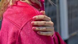 Essie, la firma experta en salones de manicura en Estados Unidos, nos adelanta las tendencias del verano para uñas a la última 