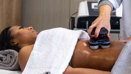 El verano está a la vuelta de la esquina y, si no te preparas, te va a pillar otra vez. Por eso debes de tener en tu centro de estética Imperium Med 400, la plataforma multifunción, más versátil y rentable del mercado