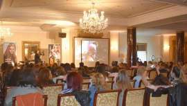 Gran acogida de la peluquería y sus profesionales en la presentación oficial de la firma en nuestro país y dos de sus productos más revolucionarios para servicios de primera en los salones