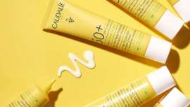 Justo después del ritual de tratamiento y utilizado como base de maquillaje, esta novedad protege eficazmente de los efectos nocivos del sol