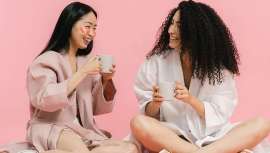 La moringa es una planta que actúa contra las alergias, tiene 90 nutrientes, 46 antioxidantes y aminoácidos esenciales, es fácil de cultivar, ya está en España, y se consume disuelta, hasta 3 gramos al día