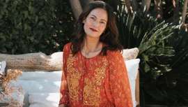 Naturópata y especialista en terapias integrativas, Gisella Gil es además coautora de The Emotions Lab, método pionero y revolucionario basado en la Cosmética Emocional, el equilibrio perfecto entre ciencia, cosmética y terapéutica, ¡y mucho más!