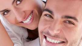 La Dra. Eugenia Cervantes, directora de la Clínica Eugenia Cervantes Estética Dental, ha creado un tratamiento 360 grados que blanquea y también protege los dientes