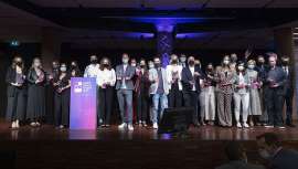 El jurado ha hecho la primera selección entre las más de 300 
candidaturas para elegir a los finalistas que representan a más  de 50 empresas del sector