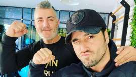 No es la primera vez que el artista sorprende con un cambio físico espectacular. Esta vez, lo ha hecho bajo los mandos del entrenador personal de los famosos, Iván Perujo. Te desvelamos todos sus secretos 