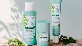 Conocida por sus propiedades antioxidantes y detoxificantes, tiene una doble acción: un efecto escudo para proteger la piel y una acción detoxificante para eliminar las toxinas