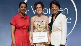 Ángela Nieto, Laureada por Europa, y Cristina Romera, International Rising Talent, han recogido sus galardones For Women In Science en París, donde han participado en distintos actos junto con las otras 43 científicas internacionales reconocidas
