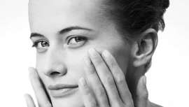 El 74% de la población española entre 12 y 18 años tiene problemas de acné. Por este motivo, resulta clave llevar a cabo protocolos y tratamientos específicos adecuados que mejoren o solucionen ese problema