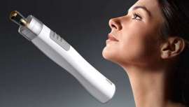 Herramienta de revitalización de la mirada al minimizar las líneas finas y las arrugas de los ojos