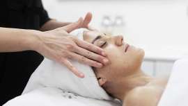 Hoy en día entendemos la belleza como un bien integral, donde los centros de estética, como especialistas de la piel, cuidan, miman y recomiendan a los clientes aquello que es más adecuado en tratamientos, rituales de aplicación y más 