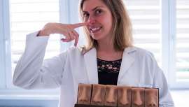 Muchas personas llegan a las consultas de medicina estética muy perdidas, saben que quieren cambiar, pero no saben qué hacer al respecto, ni por dónde empezar... Comienza el trabajo de Life-Steer...