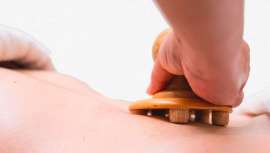 Desconexión tanto física como mental con Maderocare by Cosméticos Foráneos. De gran ayuda a la hora de reducir los niveles de estrés, también resulta beneficiosa para combatir diferentes molestias de espalda o cuello. Salud, belleza y bienestar