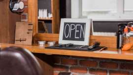 Además, según datos de la Alianza Empresarial por la Bajada del IVA a la Imagen Personal, la facturación del sector comparada con la de 2019, ha retrocedido un -20,2% 