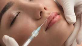 La piel de los labios es más fina y sensible que otras zonas. De ahí que se produzca un envejecimiento prematuro y aparezca el código de barras. La Dra. Pérez Sevilla nos habla de qué tratamientos son óptimos para eliminar estas arrugas