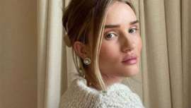 El ángel del modelaje luce siempre una piel sana y luminosa que responde a una rutina completa de belleza en la cual destaca este suero de la firma británica Medik8