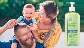 Atrae tanto a los consumidores como a los dermatólogos, gracias a su fórmula con tensioactivos suaves que permite utilizarlo a diario, incluso en cabellos ya debilitados y cueros cabelludos reactivos