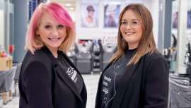 Se celebran en Londres y este año, entre sus nominados, más de 30 españoles, se encuentran estas dos sevillanas ya famosas por sus logros y peinados