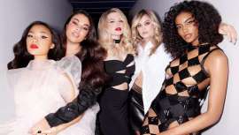 ¿Siempre deseando conseguir esos rizos naturales y con movimiento o esas ondas perfectas y brillantes? ¿Nunca lucen así? ghd, la famosa marca de stylers y herramientas profesionales de peluquería, acude al rescate 