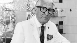 Tenía 92 años, convertido en toda una leyenda de la peluquería, admirado y reconocido, en posesión de numerosos y destacados galardones caso de la Cruz Sant Jordi. Peluquero del rey Juan Carlos