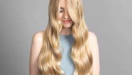 Tras las vacaciones el pelo suele dañarse mucho, pero existen tratamientos sorprendentes para volver a lucir un cabello sano sin necesidad de recurrir a las tijeras