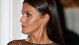 El próximo 15 de septiembre la reina Letizia cumple medio siglo y los expertos de Tanino Therapy quieren destacar el cuidado y el mimo con el que la reina ha ido cambiando de look, adaptándose a las tendencias a lo largo de estos 20 años