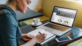 TrichoCare Education ofrece educación certificada en Tricología. Ahora anuncia su curso de nivel 4 en línea y para profesionales peluqueros de cualquier país, a su ritmo 