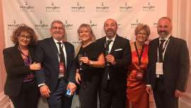 El consejo de administración de Intercoiffure France (el grupo y la marca de peluquerías independientes) ha encontrado a su nuevo presidente... ¡Y es una mujer! Sylvie Grammatico, la gerente de la compañía al frente del salón Starlett en Bouche