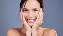 Los azúcares poseen extraordinarias propiedades hidratantes, ayudan a mantener la humedad en la piel, suavizan, fortalecen, proporcionan luminosidad...