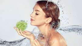 Se trata de un ingrediente activo natural de relleno con excelentes propiedades hidratantes, derivado de la lenteja de agua gigante