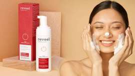 Moisturizing Cleansing Foam es la espuma limpiadora perfecta para eliminar impurezas y preparar la piel para cualquier tratamiento posterior