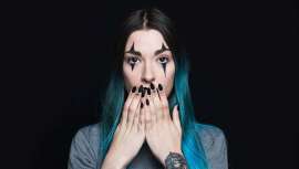 Se acerca la noche de Halloween y firmas como Orly, Bio Sculpture y Amelia Cosmetics nos presentan sus apuestas en maquillaje y esmaltes más arriesgados para sorprender en un día tan especial