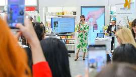 El Dr. Gabriel Serrano, prestigioso dermatólogo valenciano y fundador de Sesderma y Mediderma, imparte un curso intensivo de formación a más de 20 reputados dermatólogos y cirujanos plásticos de Rumanía