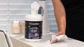 Los participantes han podido comprobar su eficacia y propiedades, en formato toallita y espray 