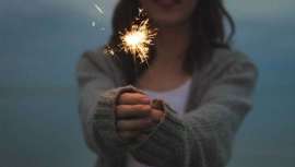 Según Laura Palomares, psicóloga de Avance Psicólogos Madrid, y para abrir boca, es bueno aspirar a más y proponerse metas, pero tratando de ser realistas y ajustar las expectativas