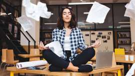 Si este invierno has abandonado tus buenos hábitos y la paciencia la has perdido entre cena y comidas de Navidad con tu familia, la meditación es la clave para que retomes la rutina y te encuentres de nuevo, con los beneficios del triptófano