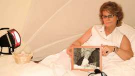 Su abuela Paca fue la primera en enseñarle los secretos de la vida. De ella –asegura Assumpta–, aprendí lo que era la energía femenina, la sutileza, la dulzura, la decisión, el empeño...