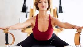 Trainer certificada de Gyrotonic y Gyrokinesis, bailarina profesional y, desde hace cuatro años, fundadora del centro The Garden