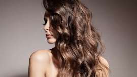 Há um penteado que se destaca por cima de todos os outros: as ondas. Mas se se trata de pisar a passadeira vermelha...