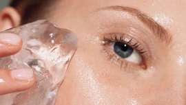 Desde promover la luminosidad, la firmeza y la circulación sanguínea hasta combatir la hinchazón, las ojeras, las arrugas e incluso los poros dilatados, los beneficios del frío, conquistan...