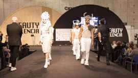 La entidad, sus socios, amigos, marcas y profesionales, han disfrutado en Beauty Valencia de lo mejor de la peluquería creativa en todas sus vertientes. ¡Descúbrelo! 