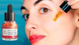 El aceite facial nutritivo destaca porque es un antiaging totalmente natural, con ingredientes 100% vegetales, envases 90% libres de plásticos, 0% Ftalatos y SIN. Entre sus componentes se encuentran una mezcla de aceites con la astaxantina