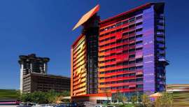 Y decimos gran por su personalidad y diseño, el Puerta América es el hotel ideal para el desarrollo de Beauty Contact Madrid, próximos días 16 y 17 de abril, domingo y lunes respectivamente 