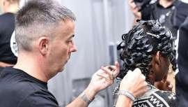 Después de que en 2022 disputara la gran final, el peluquero ovetense ha recibido una nueva prenominación a la categoría reina de los Premios Fígaro de la Peluquería Creativa Española