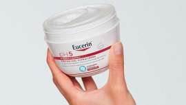 Una fórmula mejorada gracias a su textura ultraligera y a su inmediata absorción, que hidrata, protege y aporta bienestar a la piel sensible, sin dejar residuos