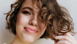 Salerm Cosmetics recomienda para un uso diario Biokera Fresh, nosotros lo hemos probado y lo hemos puesto en primera línea del baño, cosmética capilar profesional 