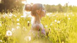 Seguir una correcta rutina de lavado, apostar por tratamientos intensivos de hidratación, evitar los elementos de calor y llevar una dieta equilibrada, entre las recomendaciones de los especialistas de Hospital Capilar